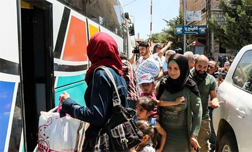 Más refugiados sirios abandonan Líbano de regreso a sus hogares